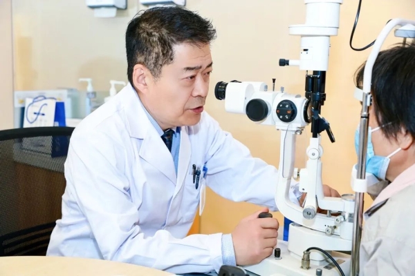 医德医风｜爱尔眼科马勇：用医术雕琢光明，以仁心传递温暖
